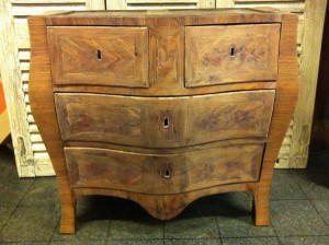 antiquite-meuble-ancien-012a-900x672